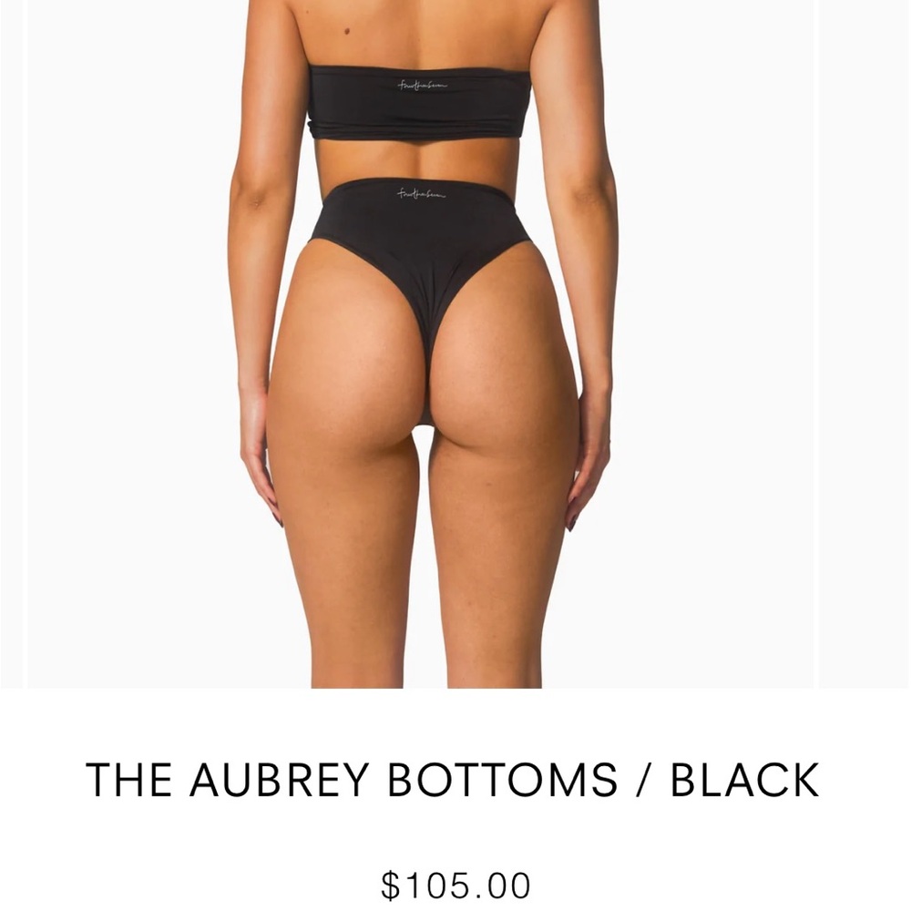 437 Aubrey bottoms. Size Small. Black, buttery smooth material. NEW-unworn
